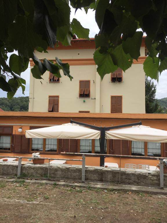 Albergo Chiara Savignone Zewnętrze zdjęcie